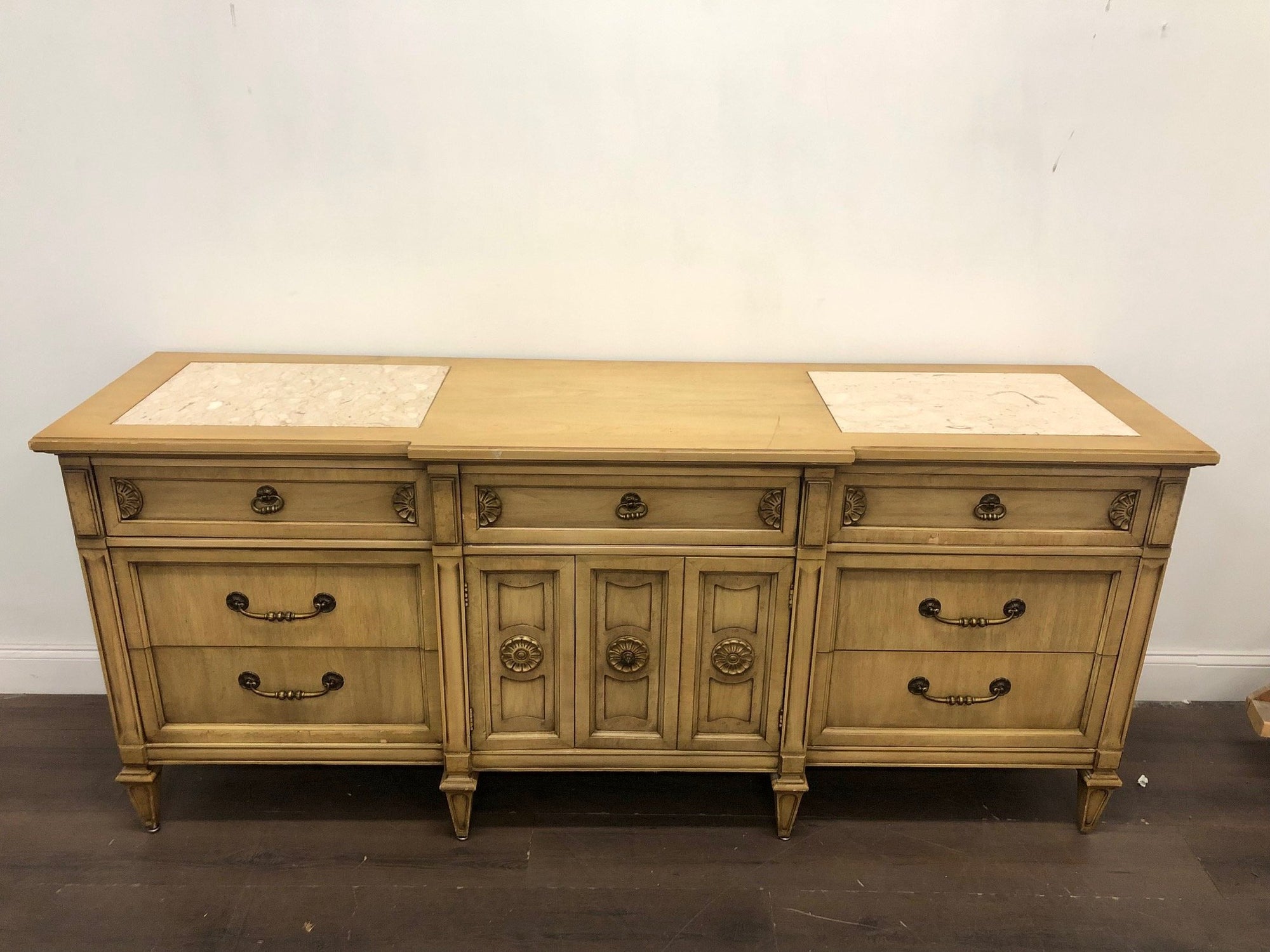CUSTOMIZABLE: Transitional Style Dresser CUSTOMIZABLE: Transitional Style Dresser