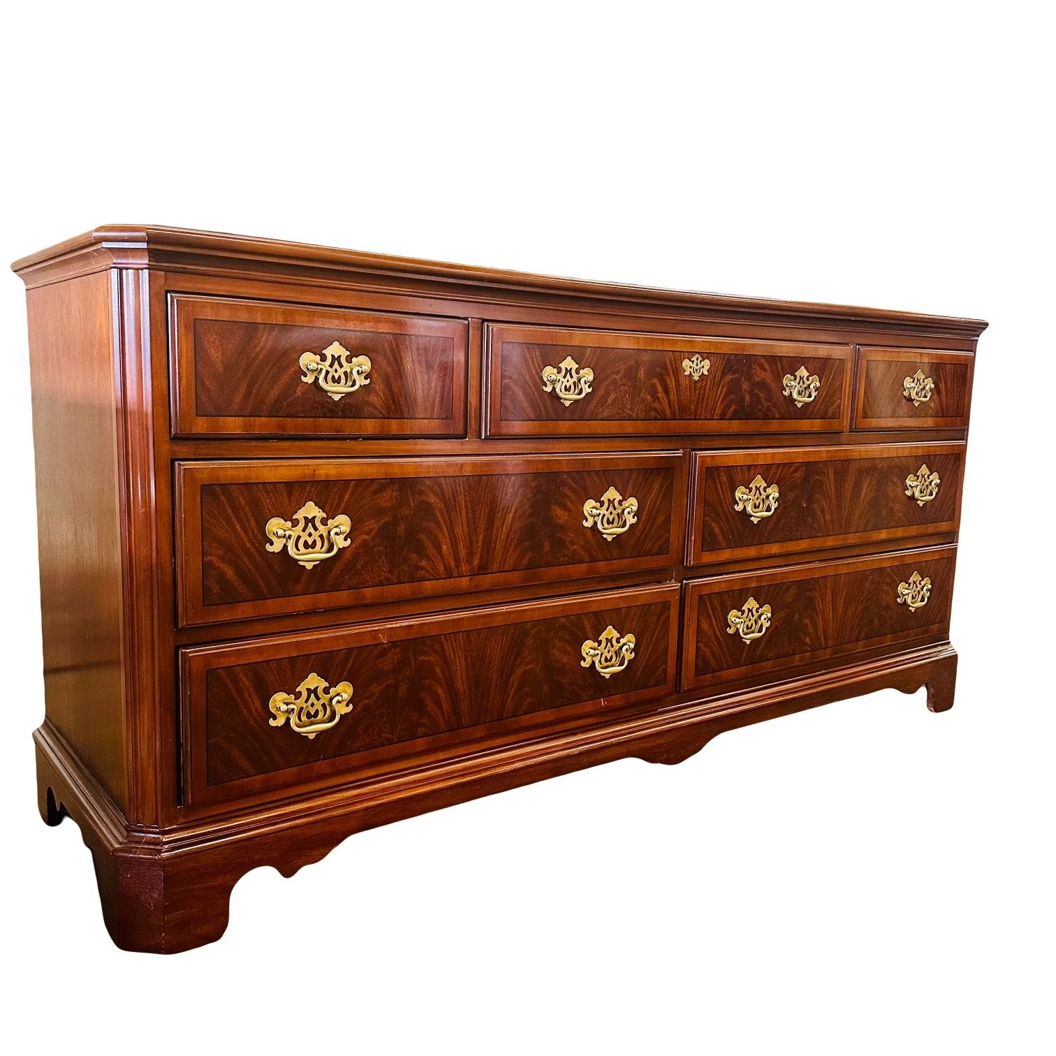 SOLD: CUSTOMIZABLE: Traditional Drexel Dresser